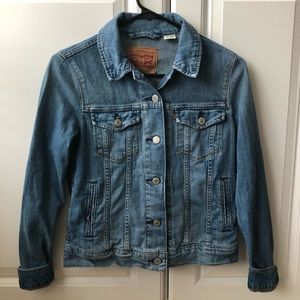 Original Levi’s trucker jean jacket
